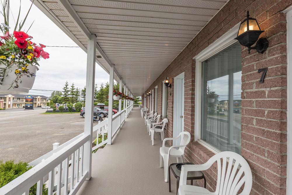 Motel Au Vieux Piloteux Рив'єр-дю-Лу Екстер'єр фото